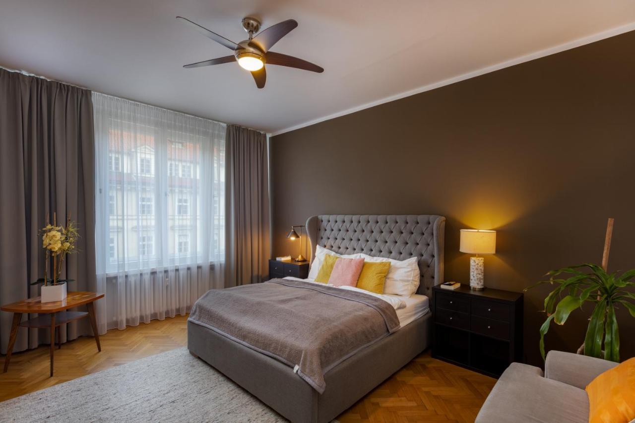 Deluxe Apartment In Old Town By Prague Days Esterno foto